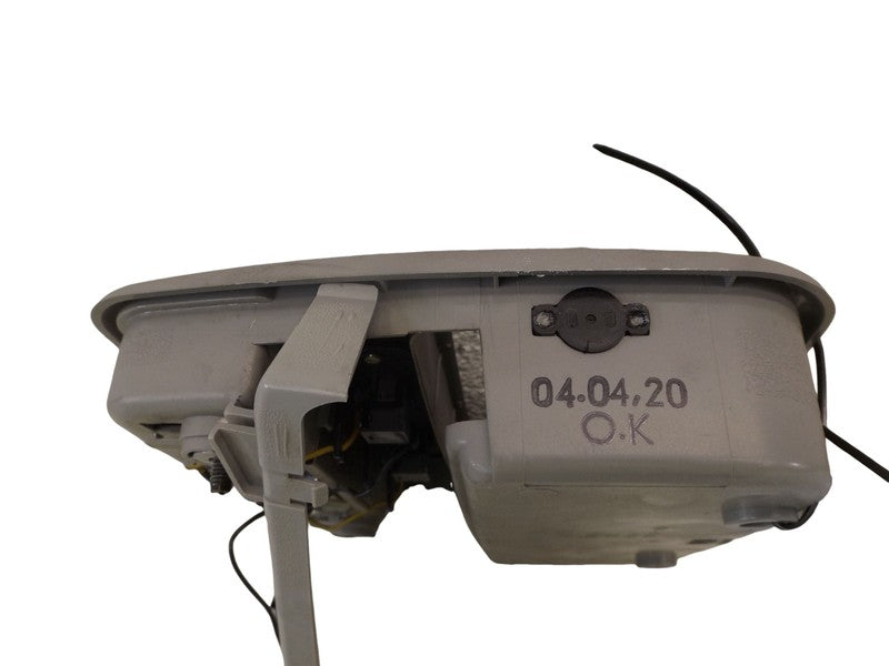 92830390 2001-2006 Hyundai Santa Fe Overhead Console Used 92830390 OEM WO/ Sunroof