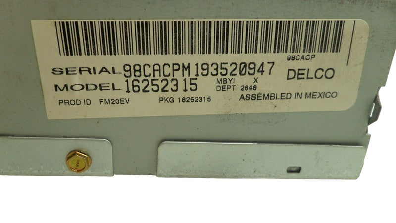 16252315 1999-2000 Chevrolet Silverado Cassette Player Used 16252315 OEM *not tested*