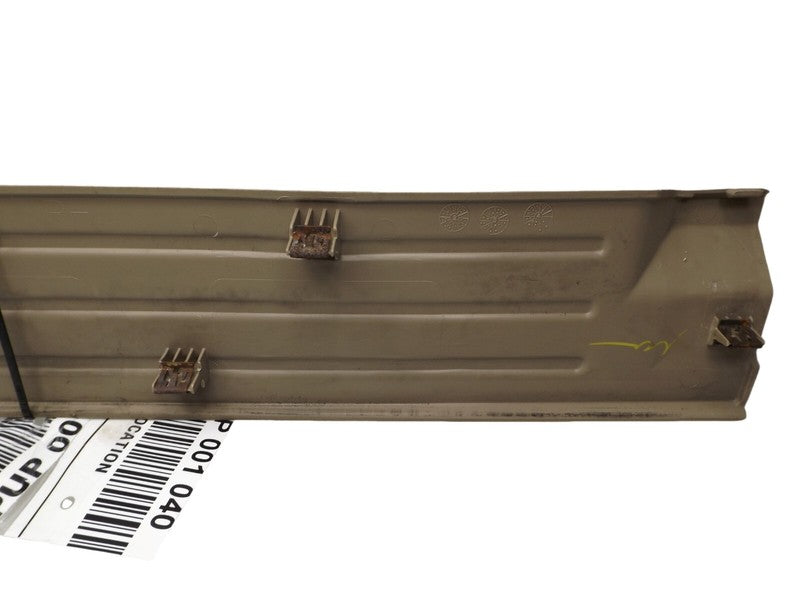 2L147813200 2003-2006 Ford Expedition Passenger FR Door Sill Trim Used OEM 2L147813200