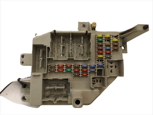 L0010671AB 2004-2006 Ford Ranger Fuse Box L0010671AB OEM USED 