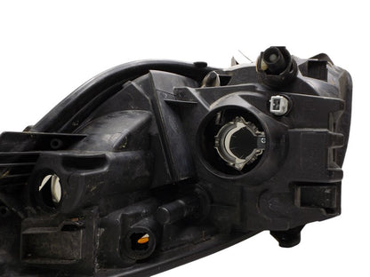 8113052611 2007-2011 Toyota Yaris Driver FL Headlight Assembly Used OEM 8113052611 