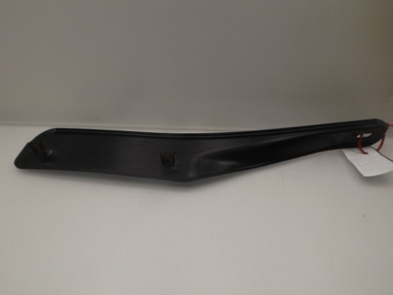 614704195 2003-2009 Chevy Trailblazer Front Left Exterior Scuff Plate 614704195