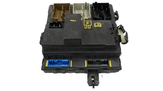 6G1T15604DA 2005-2007 Ford Five Hundred Fuse Box Used 6G1T15604DA OEM