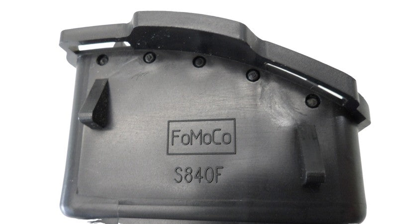 5G1X19C682A 2005-2007 Ford Five Hundred CL Dashboard Air Vent Used 5G1X19C682A OEM