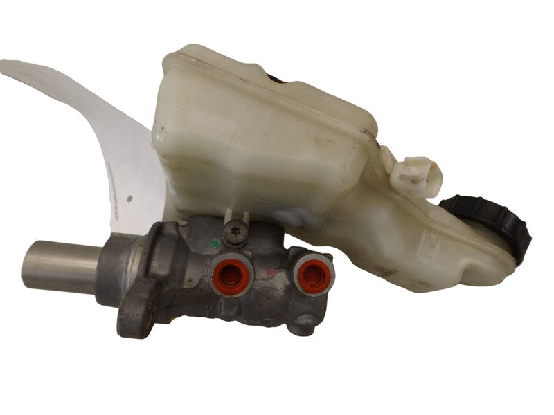 EV6Z2140A 2012-2014 Ford Focus 2.0L Brake Master Cylinder Used EV6Z2140A OEM