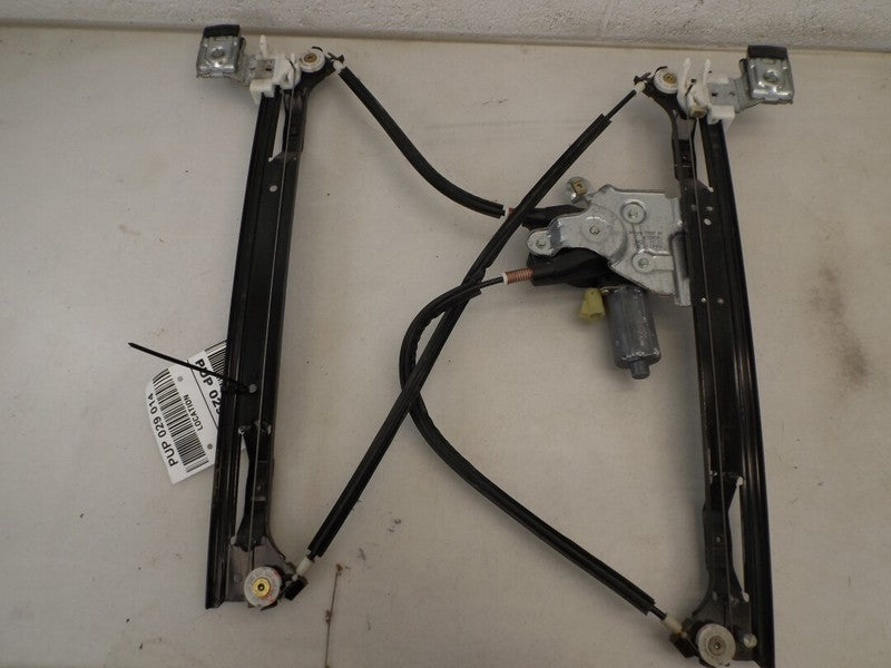19331461 1998-2005 Oldsmobile Bravada Passenger FR Window Regulator Used OEM 19331461