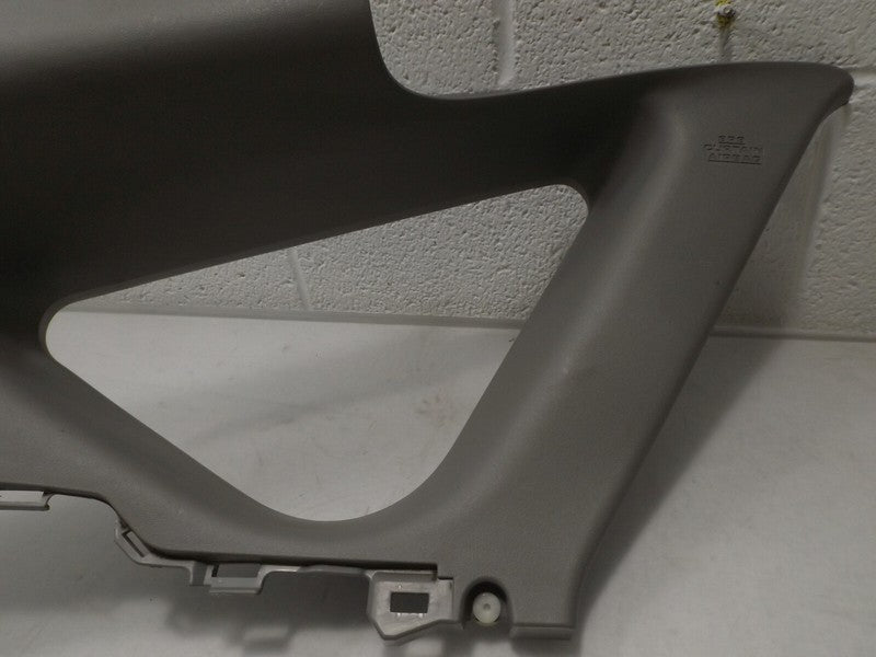 6247047020A0 2004-2009 Toyota Prius Driver Side C Pillar Quarter Trim Used OEM 62480-47020