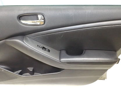 801019HA0A 2007-2012 Nissan Altima Passenger Front FR Door Assembly Used OEM 801019HA0A