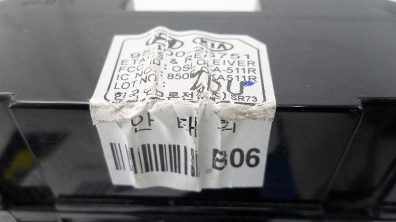 9118826105 2004 Hyundai Santa Fe Fuse Box 2.7L Used 9118826105 OEM