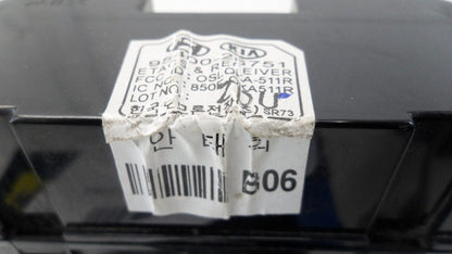 9118826105 2004 Hyundai Santa Fe Fuse Box 2.7L Used 9118826105 OEM