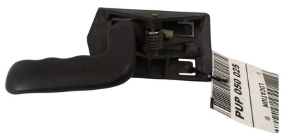 15746474 1999-2006 GMC Sierra 1500 Driver FL Interior Door Handle Used OEM 15746474