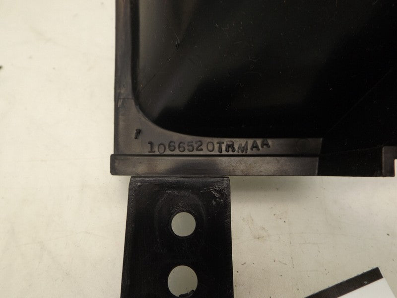 1066520TRMAA 2005-2007 Chevrolet Cobalt Instrument Cluster Bezel Used OEM 15274561