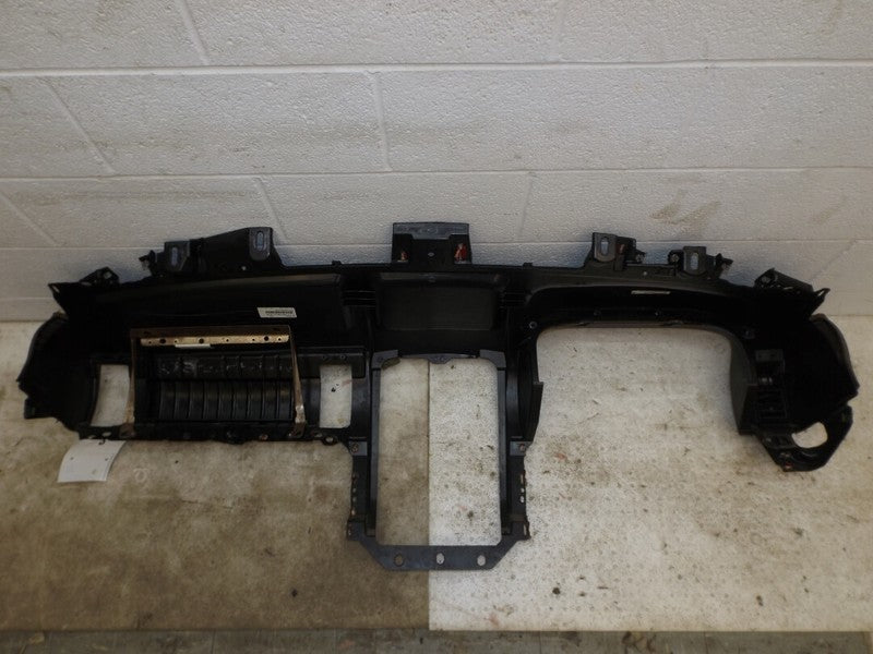 UC241K9AB 1999-2004 Jeep Grand Cherokee Dashboard Assembly Used OEM 55116275AB