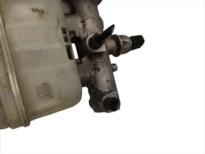 F87Z2004B 2002-2005 Ford Explorer 4.6L Brake Master Cylinder Used F87Z2004B OEM
