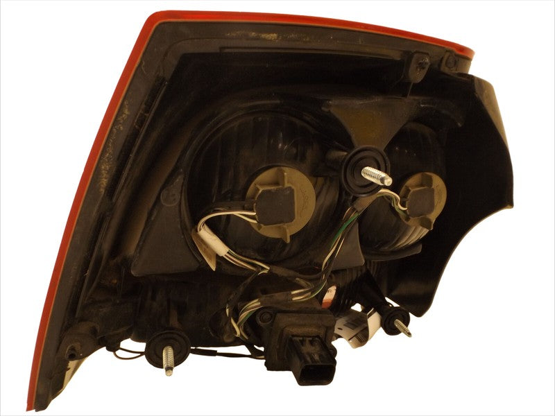 04805848AD 2008-2010 Dodge Charger Passenger RR Tail Light Assembly Used 4806448AD OEM