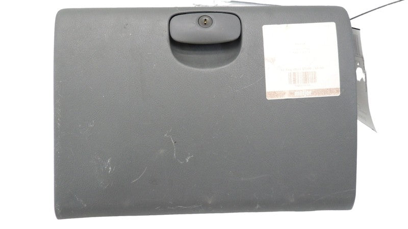 SW779505 2004-2006 Hyundai Santa Fe Glove Box W/ Housing Used SW779505 OEM