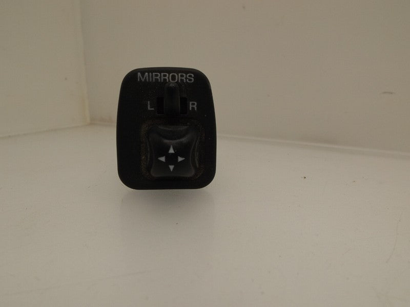 F75B-17B676-AAW F75B-17B676-AAW 1999 Ford Expedition Door Mirror Switch