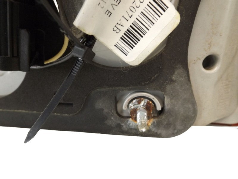 25889253 2008-2012 Buick Enclave RL Lid Mounted Tail Light Assembly Used 25889253 OEM