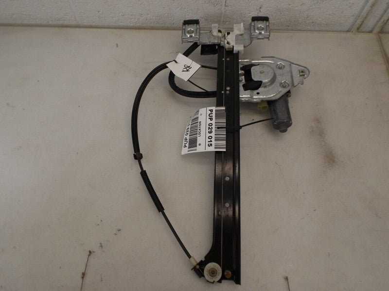 19301978 1998-2005 Oldsmobile Bravada Passenger Rear RR Window Regulator Used OEM 