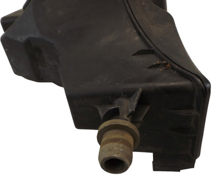 22712132 1995-2005 Chevrolet Cavalier Air Filter and Housing Assembly Used OEM 24577590