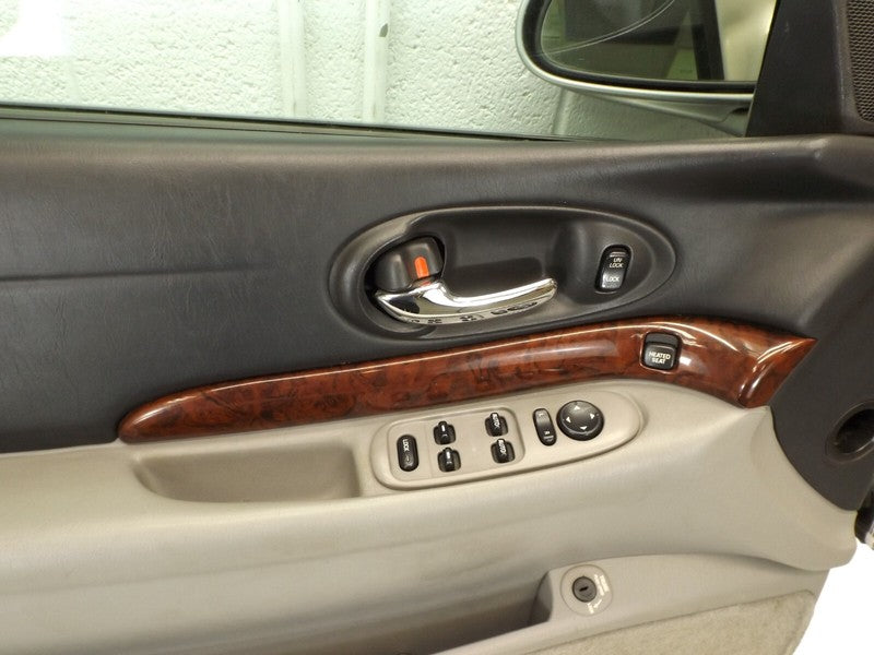 2002-2005 Buick Lesabre Driver FL Door Assembly Used OEM