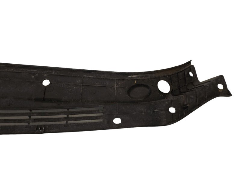 863611D050 2007-2012 Kia Rondo Radiator Support Baffle Used OEM 863611D050