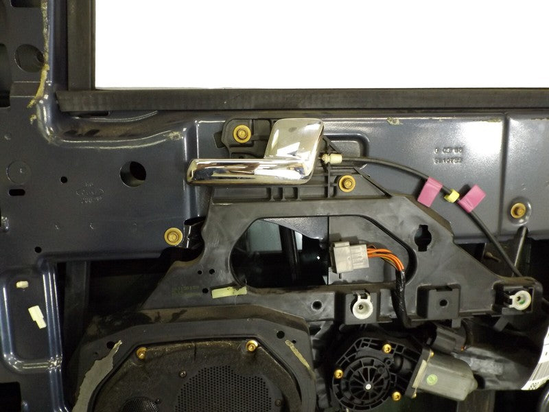 5L1Z7820124AA 2003-2006 Ford Expedition Passenger FR Exterior Door Assembly Used OEM 