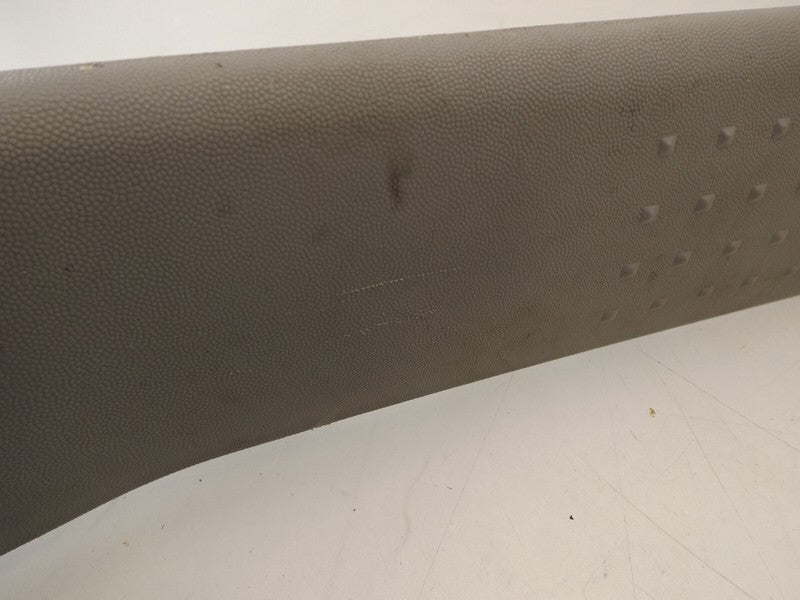 25763789 2004-2009 Cadillac SRX Passenger FR Door Sill Plate Used 25763789 OEM