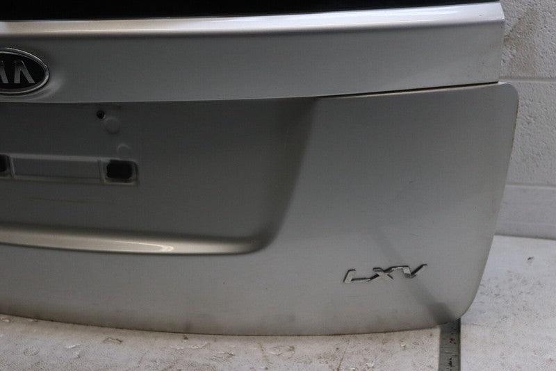 737001D050 2007-2012 Kia Rondo Rear Trunk Liftgate Assembly Used OEM 737001D050