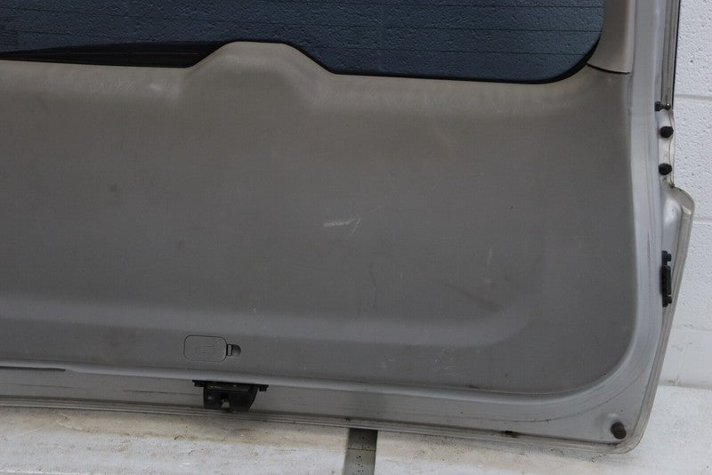 737001D050 2007-2012 Kia Rondo Rear Trunk Liftgate Assembly Used OEM 737001D050