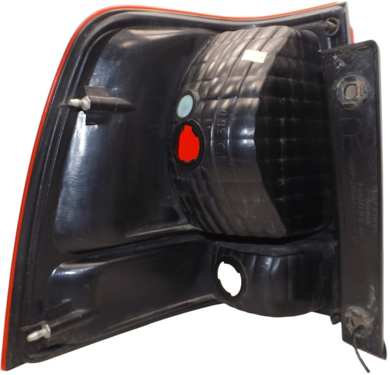 2L1Z13404AB 2003-2006 Ford Expedition Passenger Rear RR Tail Light Used OEM 2L1X13B504A