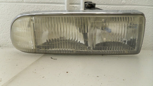 16526218 1998-2005 Chevrolet Blazer Passenger FR Headlight Used OEM 16526218