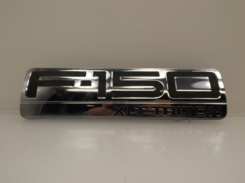 5L3Z16720A 2004-2008 Ford F-150 Right Fender Emblem 5L34-16B114-PA