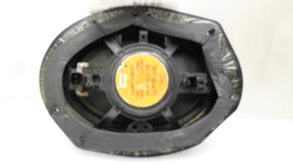 8W1T19B140BB 2015-2010 Lincoln Town Car Speaker Used 8W1T19B140BB 