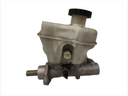 6L8Z2140A 2008 Mercury Mariner / Escape Brake Master Cylinder W/ Reservoir Used 6L8Z2140A