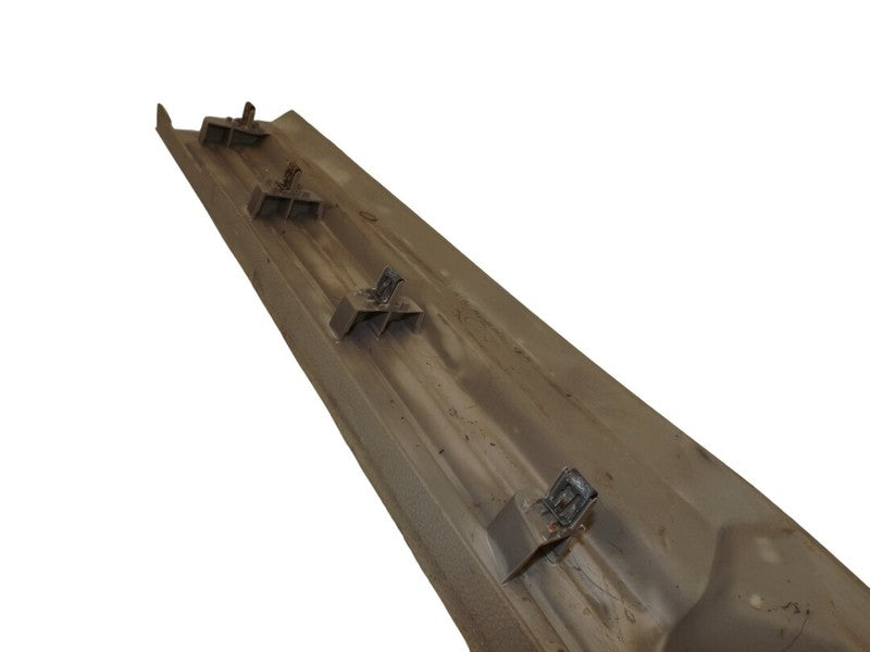 6L1Z7842624AAB 2003-2006 Ford Expedition Rear Liftgate Sill Trim Used OEM 2L1478404008AJW