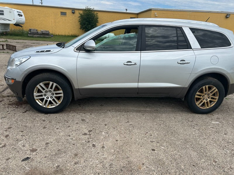 25889253 2008-2012 Buick Enclave RL Lid Mounted Tail Light Assembly Used 25889253 OEM