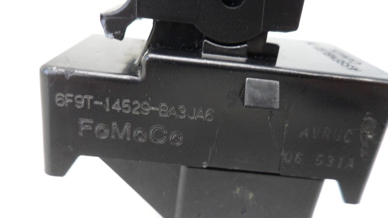 6F9T14529BA 2005-2007 Ford Five Hundred Passenger RR Door Window Switch Used 6F9T14529BA OEM