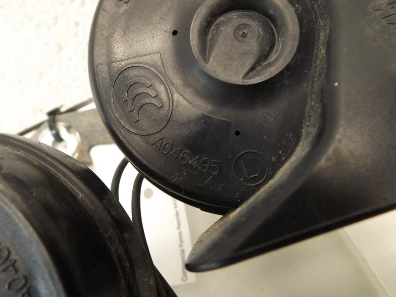 94534015 2011-2016 Chevrolet Cruze Low &amp; High Note Horn Used 94534015 OEM