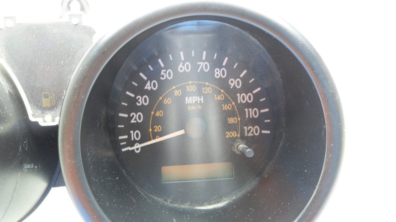 96464936 2006-2007 Chevrolet Aveo Instrument Cluster Used 96464936 OEM
