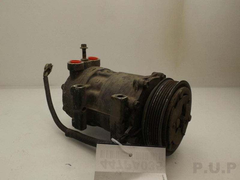 55037205AH 1997-2001 Jeep Cherokee A/C Compressor Fits Multiple Chrysler 55037205AH 