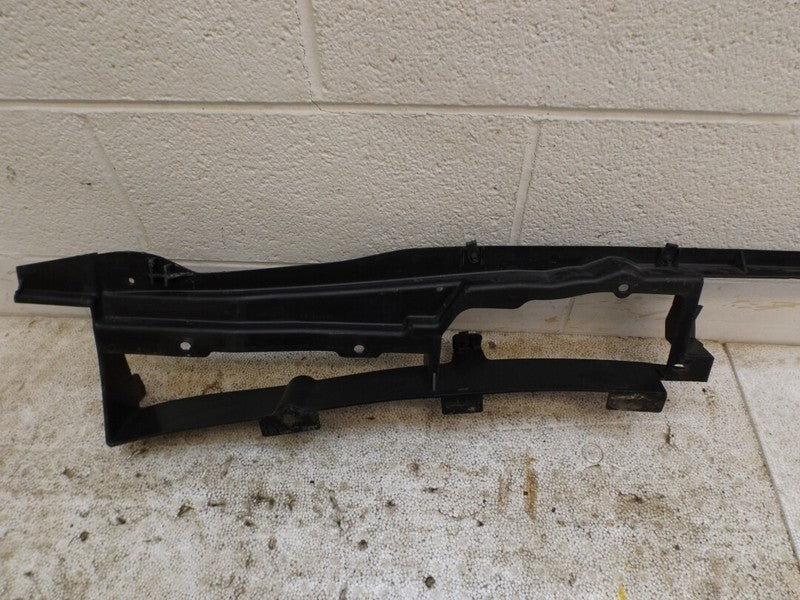 25768133 2004-2009 Cadillac SRX Lower Wiper Cowl Cover Bracket Used OEM 25768133