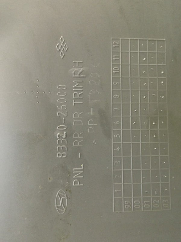 8332026000 2001-2004 Santa Fe Rear Right Door Interior Trim Panel Used 8332026000 OEM