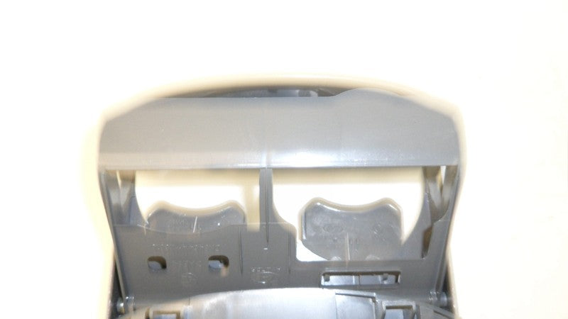 DK8464326010 2002-2006 Hyundai Santa Fe Console Cup Holder Used DK8464326010 OEM