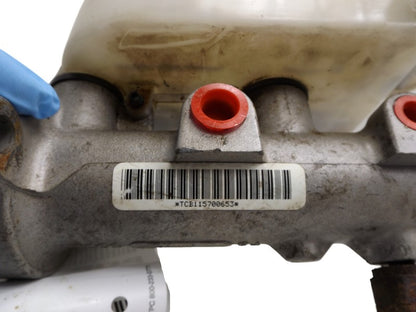 E7TZ2140C 1997-2008 Ford E-250 Brake Master Cylinder W/ Reservoir Used OEM E7TZ2140C