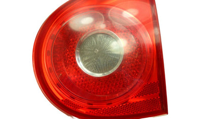 1K6945094E 2006-2009 Volkswagen Rabbit Passenger RR Tail Light Assembly Used 1K6945094E OEM