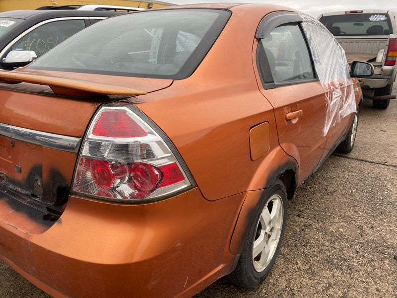 96649619 2007-2008 Chevrolet Aveo Passenger FR Door Interior Trim Panel Used 96649619 OEM