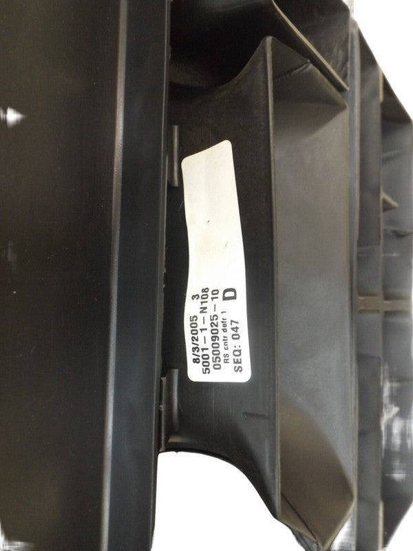 2001-2007 Chrysler Town & Country Instrument Panel Air Duct Assembly Used OEM