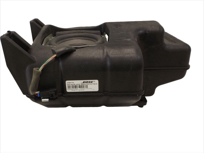 15284794 2004-2009 Cadillac SRX Speaker Subwoofer Assembly Used 15284794