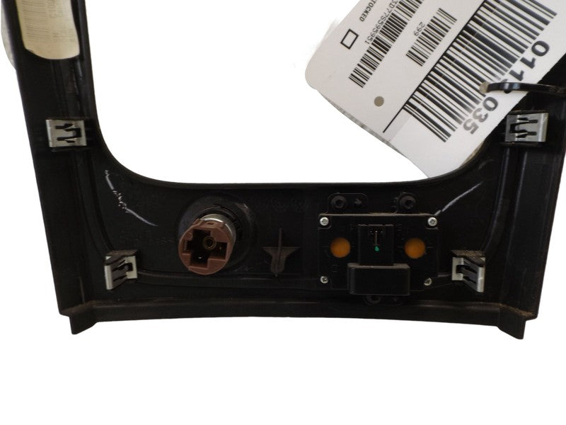 22711240 2007-2011 Chevrolet HHR Instrument Panel Bezel W/ Vents Used 22711240 OEM